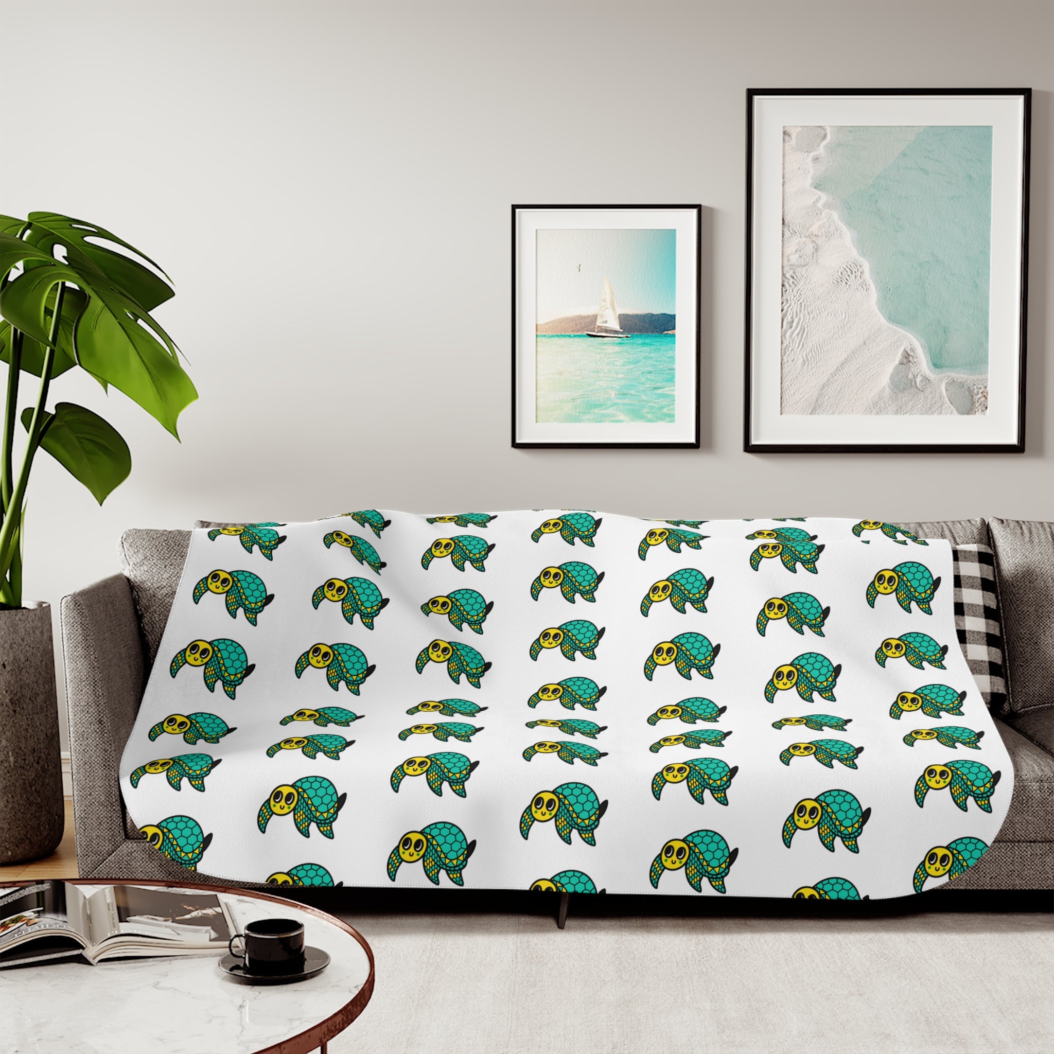 Hand-Drawn Green and Yellow Turtle Pattern Sherpa Blanket | Repeating Sea Turtle Design, Cozy Ocean Throw