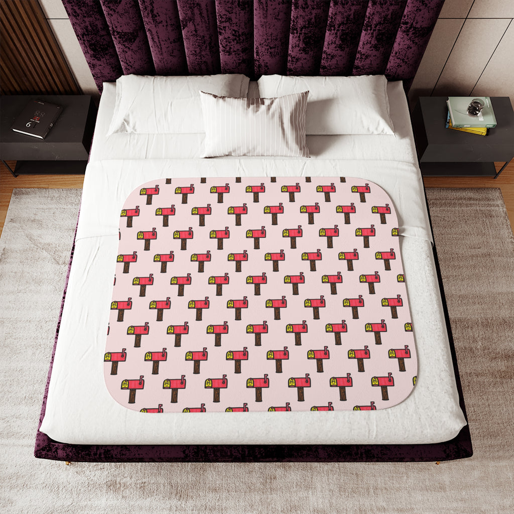 Hand-Drawn Retro Mailbox Pattern Sherpa Blanket | Cute Postal Print, Pink Background