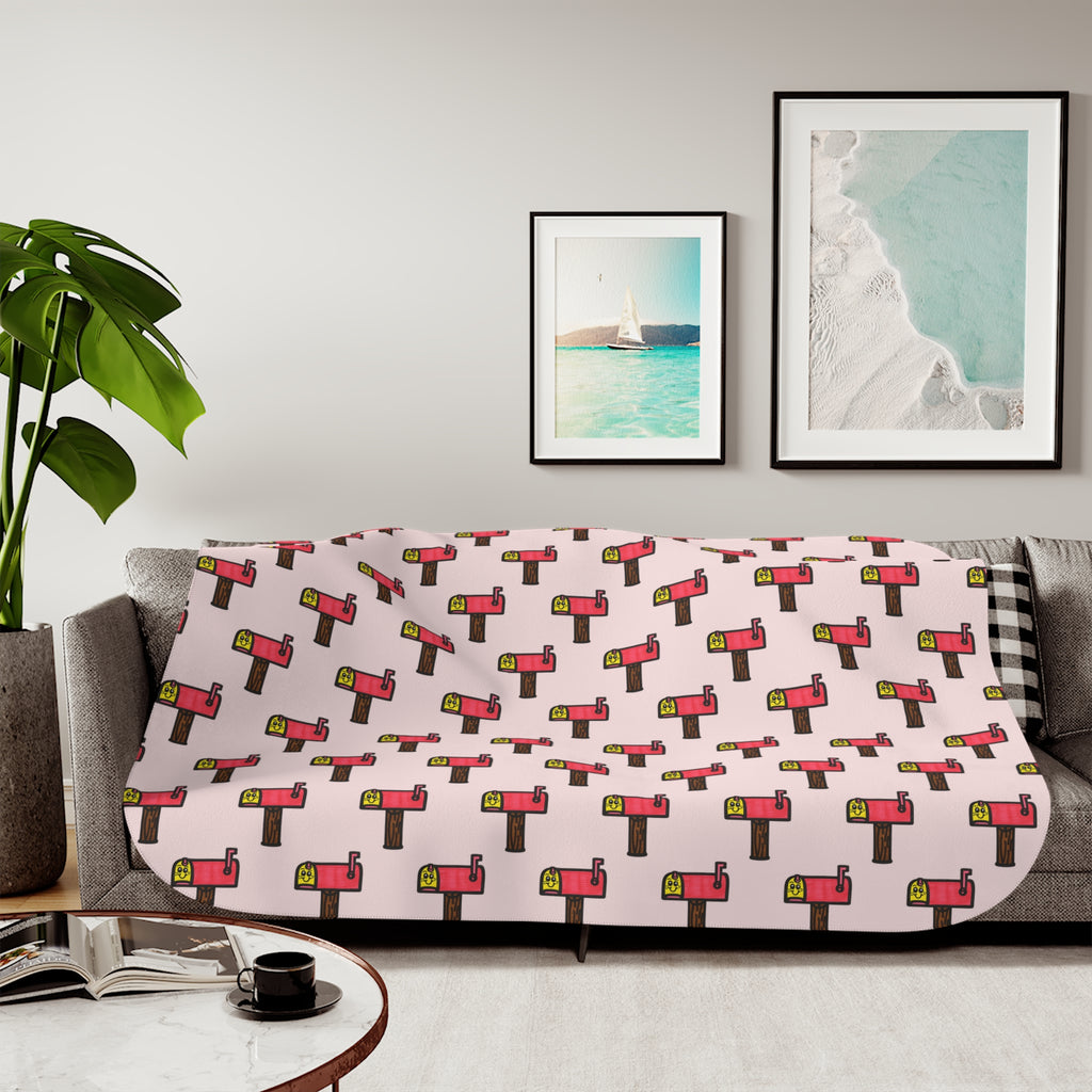 Hand-Drawn Retro Mailbox Pattern Sherpa Blanket | Cute Postal Print, Pink Background