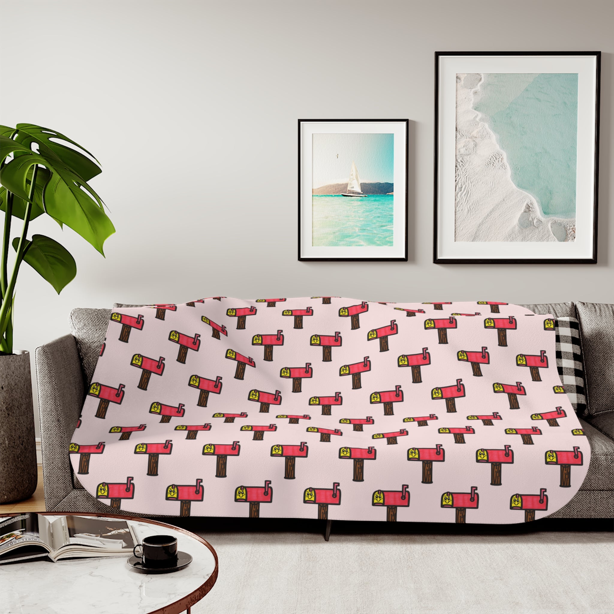 Hand-Drawn Retro Mailbox Pattern Sherpa Blanket | Cute Postal Print, Pink Background