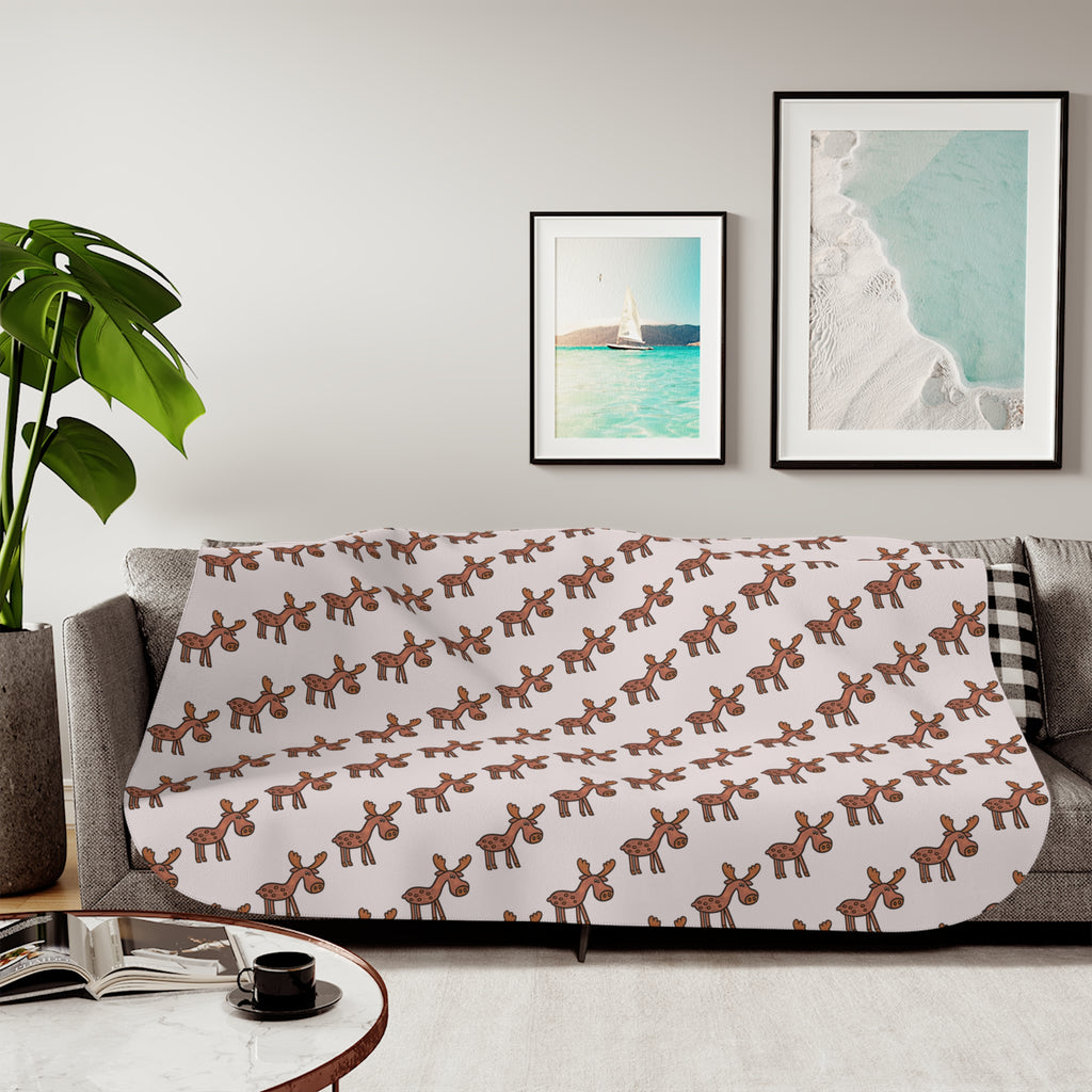 Hand-Drawn Brown Moose Pattern Sherpa Blanket | Repeating Woodland Creature Print